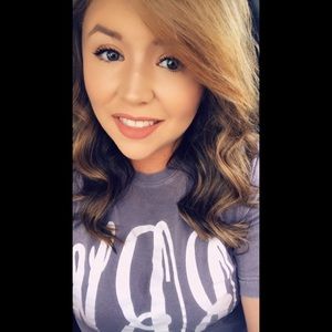 Meet your Posher, Brooke